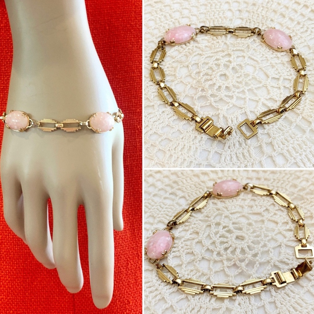 1930s W.E. Richards Co. 12K Gold Fill Rose Quartz Cabochon Panel Link Bracelet
